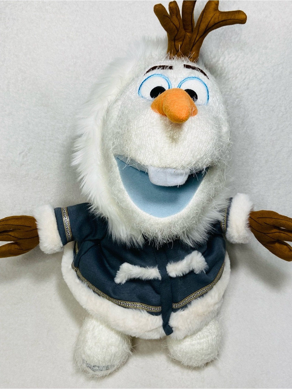 15” Disney Theatrical Group London Olaf Plush Disney Princess Frozen Plush
